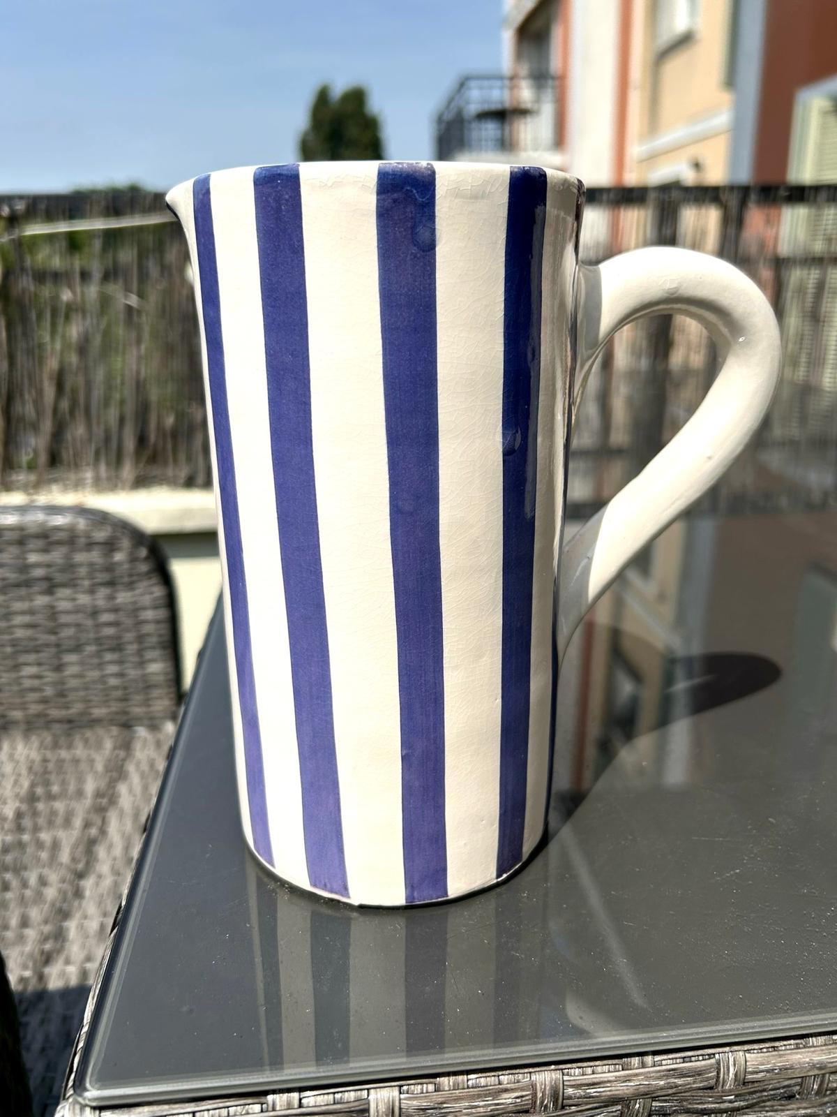 CRUCHE CARAFE PICHET BLANC RAYÉ BLEU MODÈLE ZAGORA