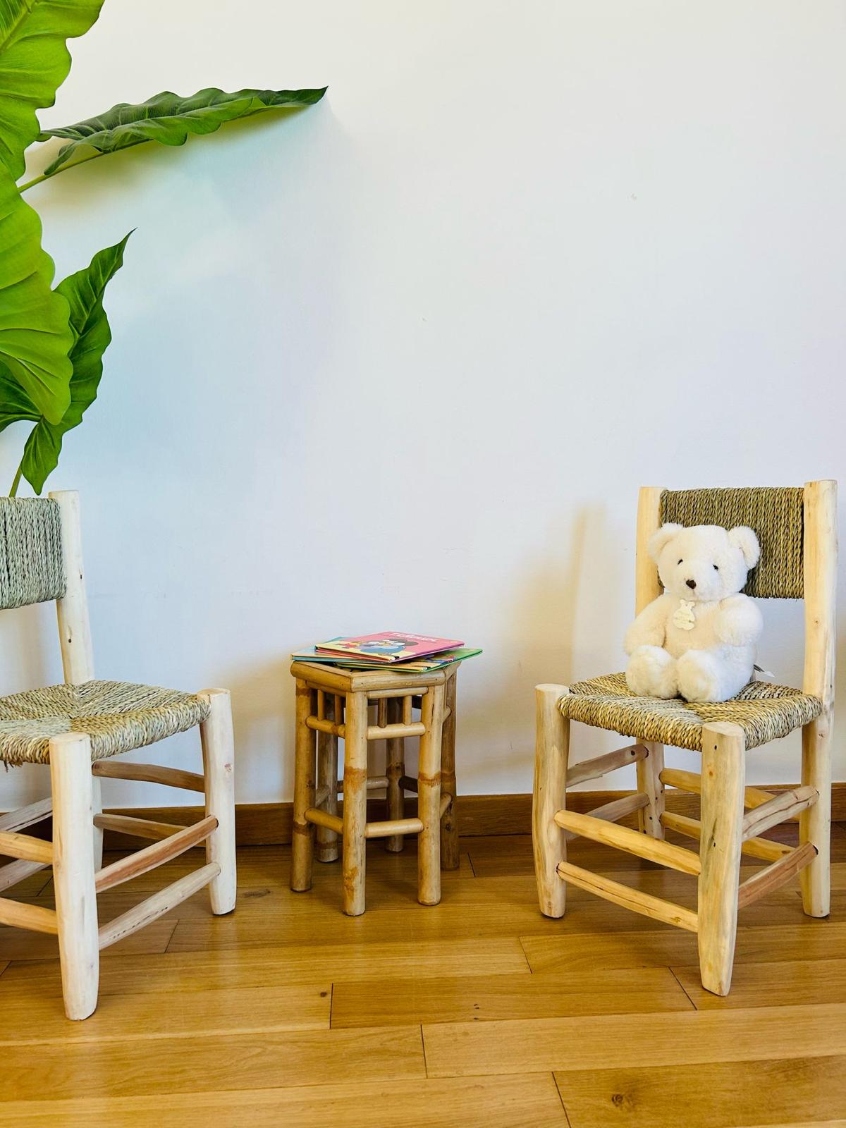 CHAISE ENFANT EN DOUM ET BOIS NATUREL MAROCAIN FAIT MAIN