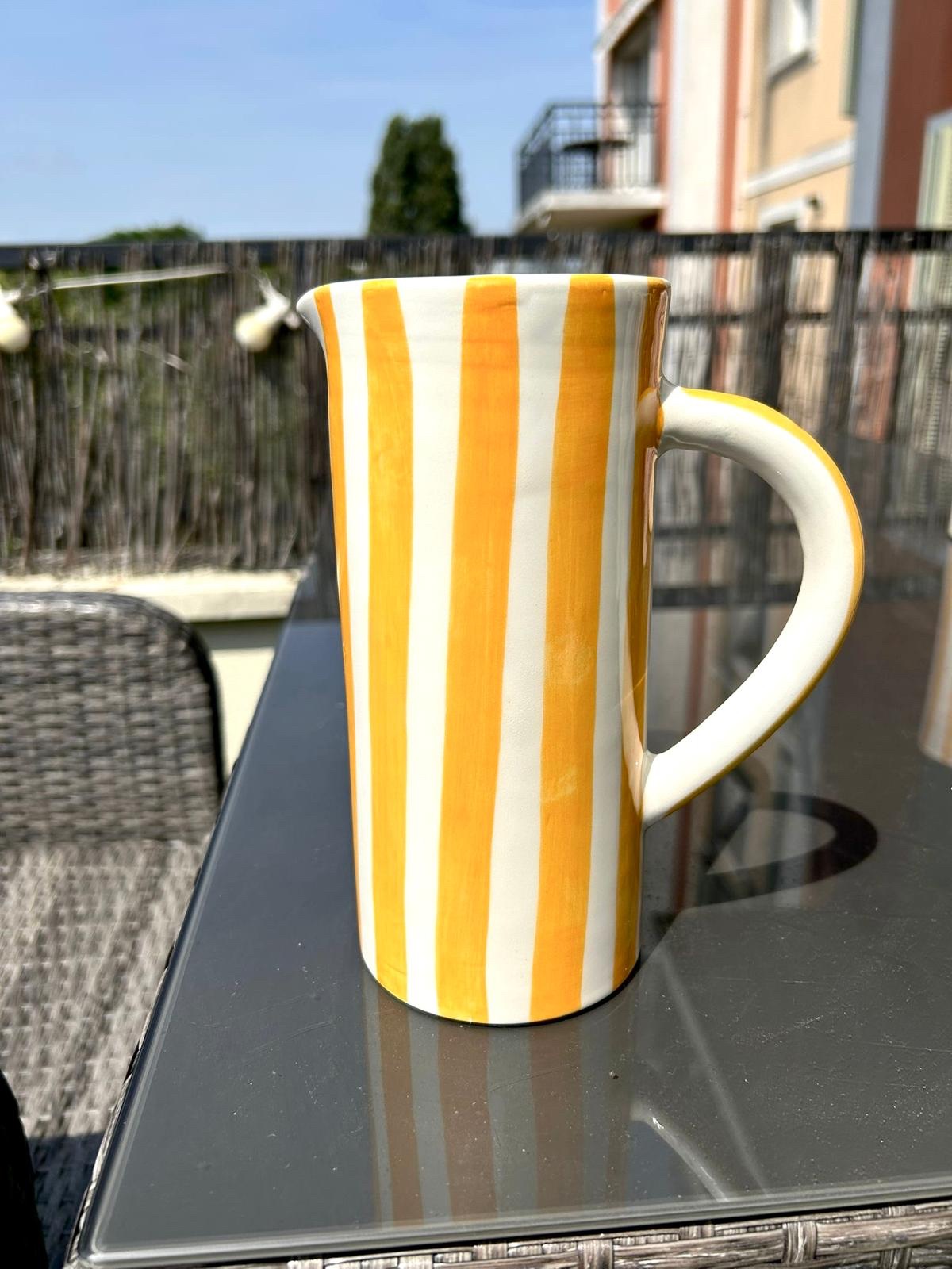 CRUCHE CARAFE PICHET BLANCHE RAYÉ JAUNE