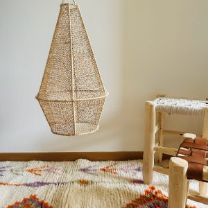 SUSPENSION MAROCAINE EN DENTELLE DE RAPHIA TRIANGULAIRE H50