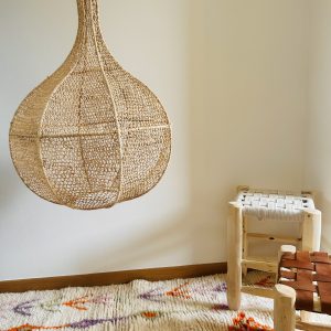 SUSPENSION MAROCAINE EN DENTELLE DE RAPHIA POIRE H70