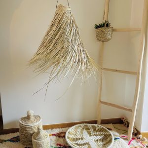 SUSPENSION TRESSÉE EN FEUILLES DE PALMIER H40 MODÈLE AKKA