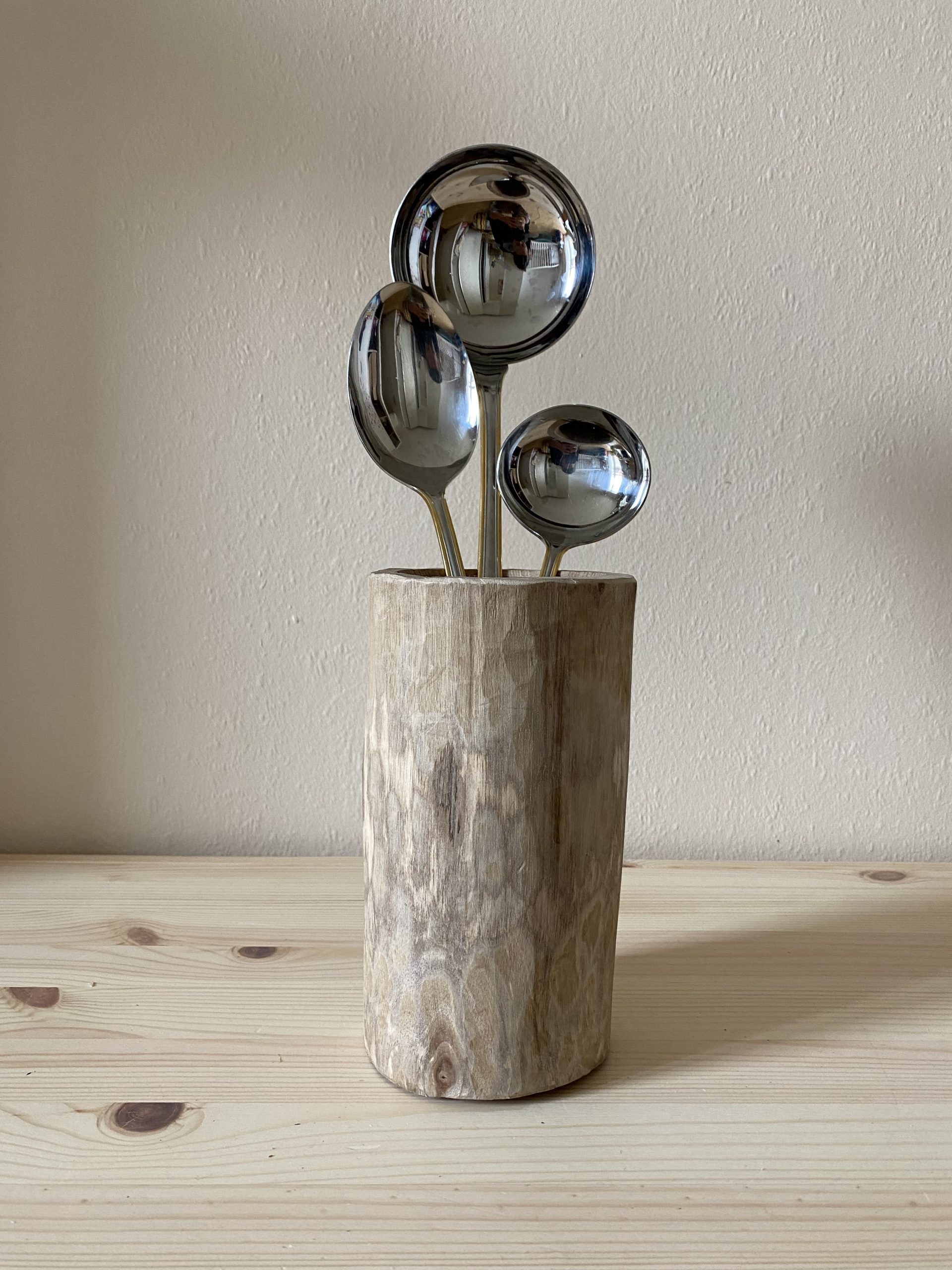 POT VASE EN BOIS NATUREL MODÈLE BHALIL – Image 5