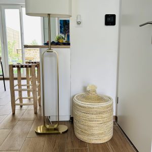 PANIER DE RANGEMENT MAROCAIN PAILLE ET LAINE BLANC RONDE 40CM