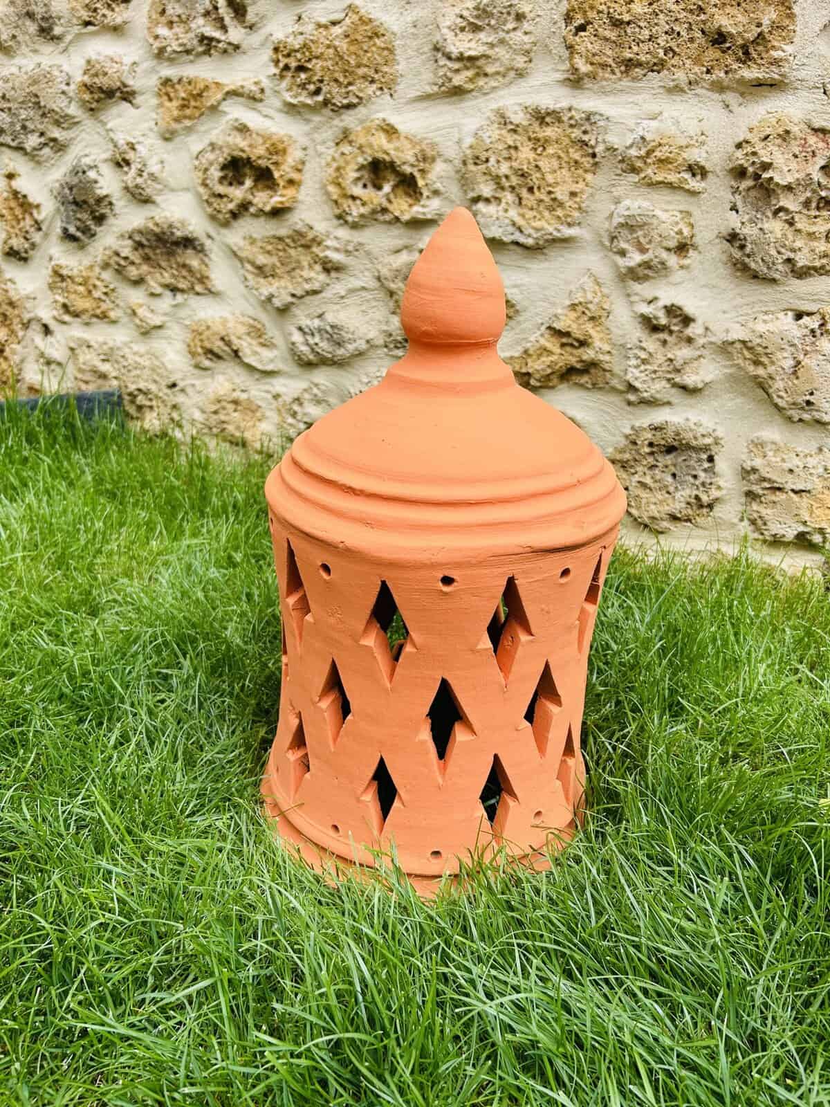 Lanterne en terre cuite orange