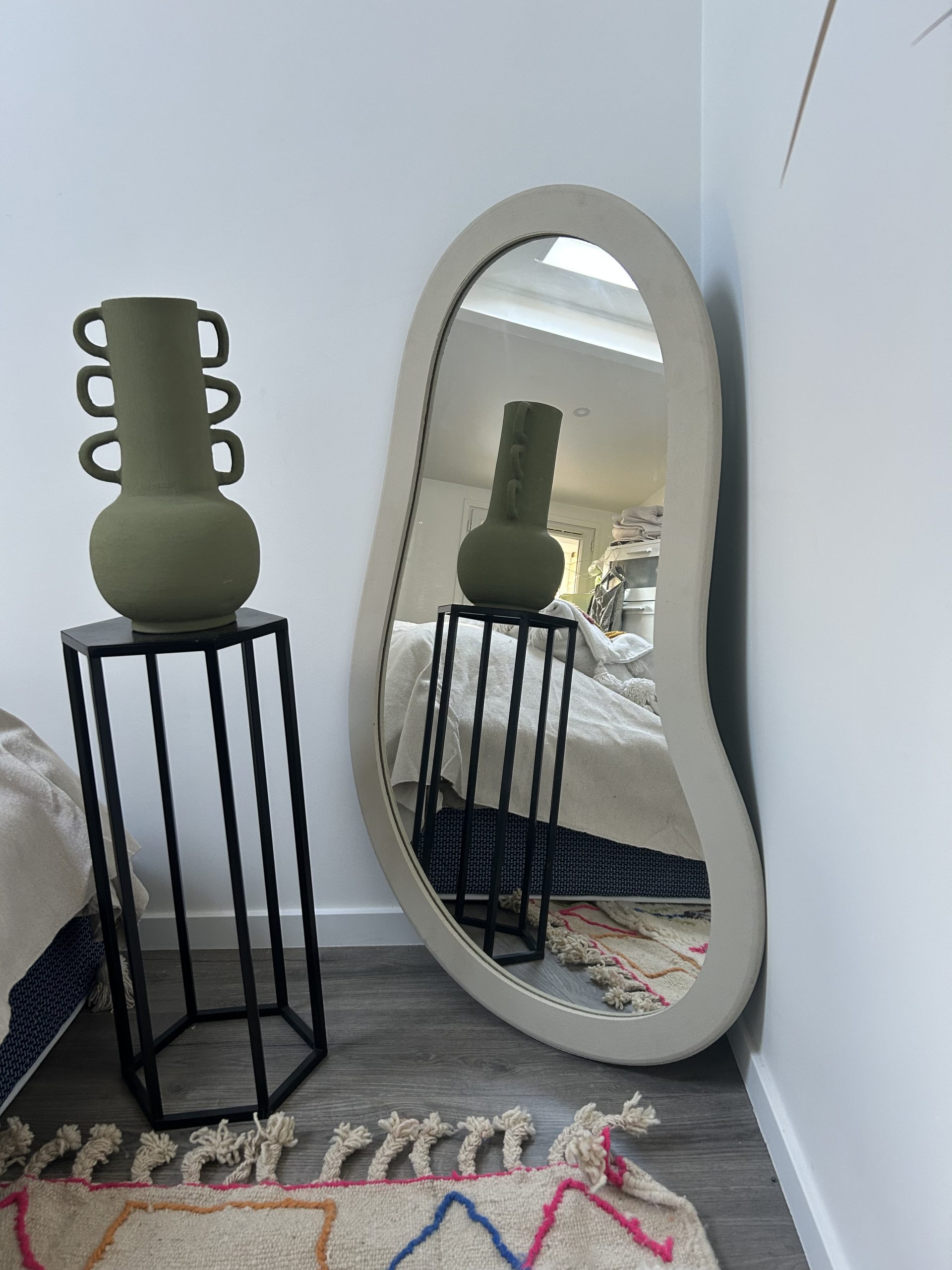 GRAND MIROIR BRUT BEIGE 1M10 FAIT MAIN