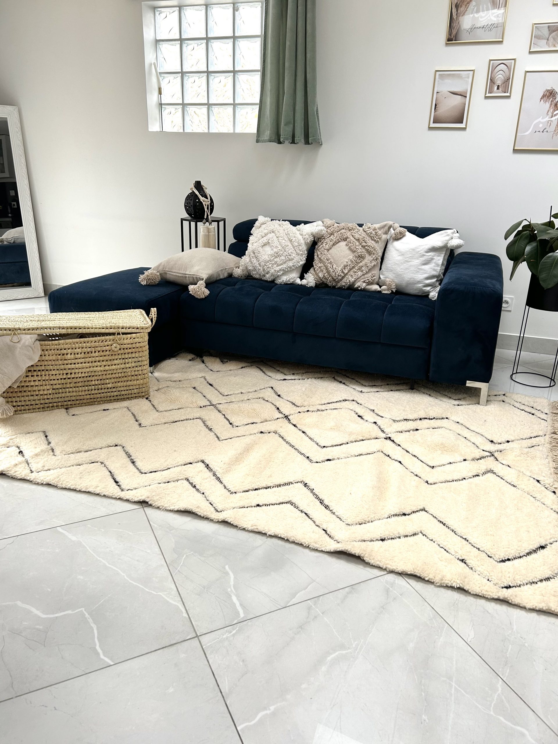 TAPIS BERBÈRE BÉNI OUARAIN EN LAINE SUPÉRIEURE BLANC RAYÉ NOIR 210x158 #151