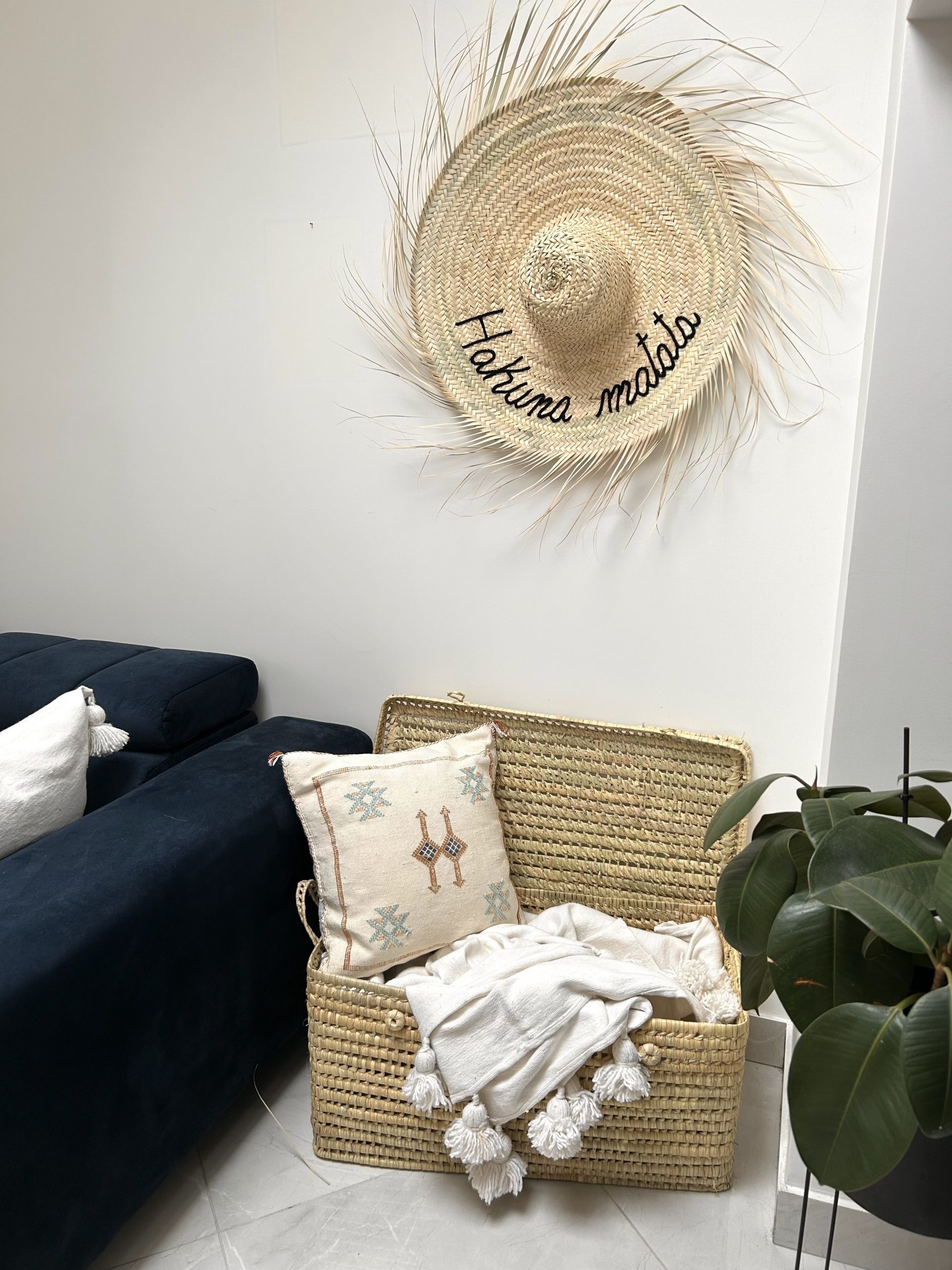 GRAND CHAPEAU DE PAILLE À FRANGES 80 CM « HAKUNA MATATA »