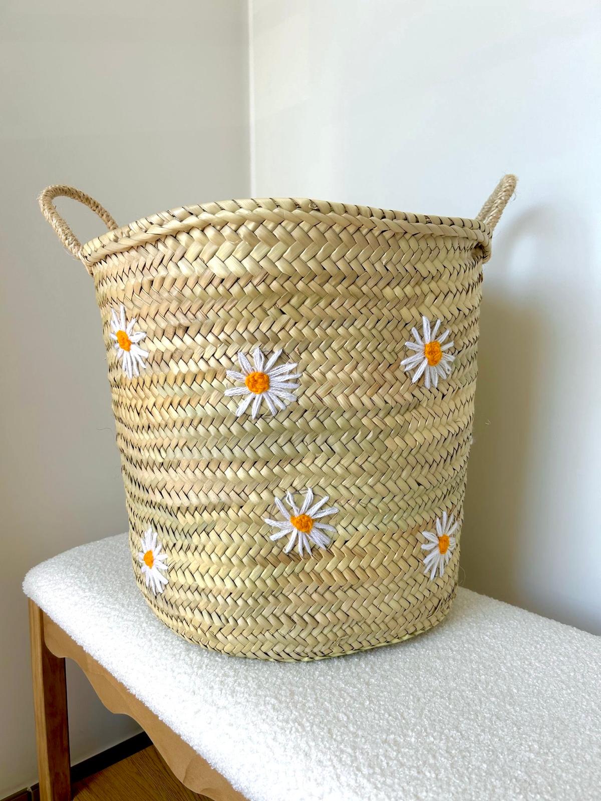 PANIER DE RANGEMENT MAROCAIN PAILLE FLEUR BLANC RONDE 40CM – Image 2