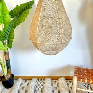 SUSPENSION MAROCAINE EN DENTELLE DE RAPHIA PYRAMIDE H60