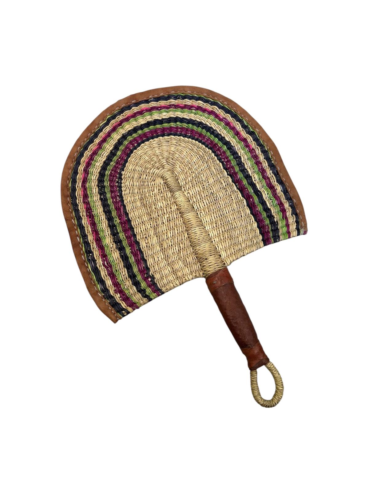 ÉVENTAIL TRESSÉ BOLGA AFRICAIN MURAL EN HERBIER MULTICOULEUR MODÈLE BOGATENGA GHANA #09