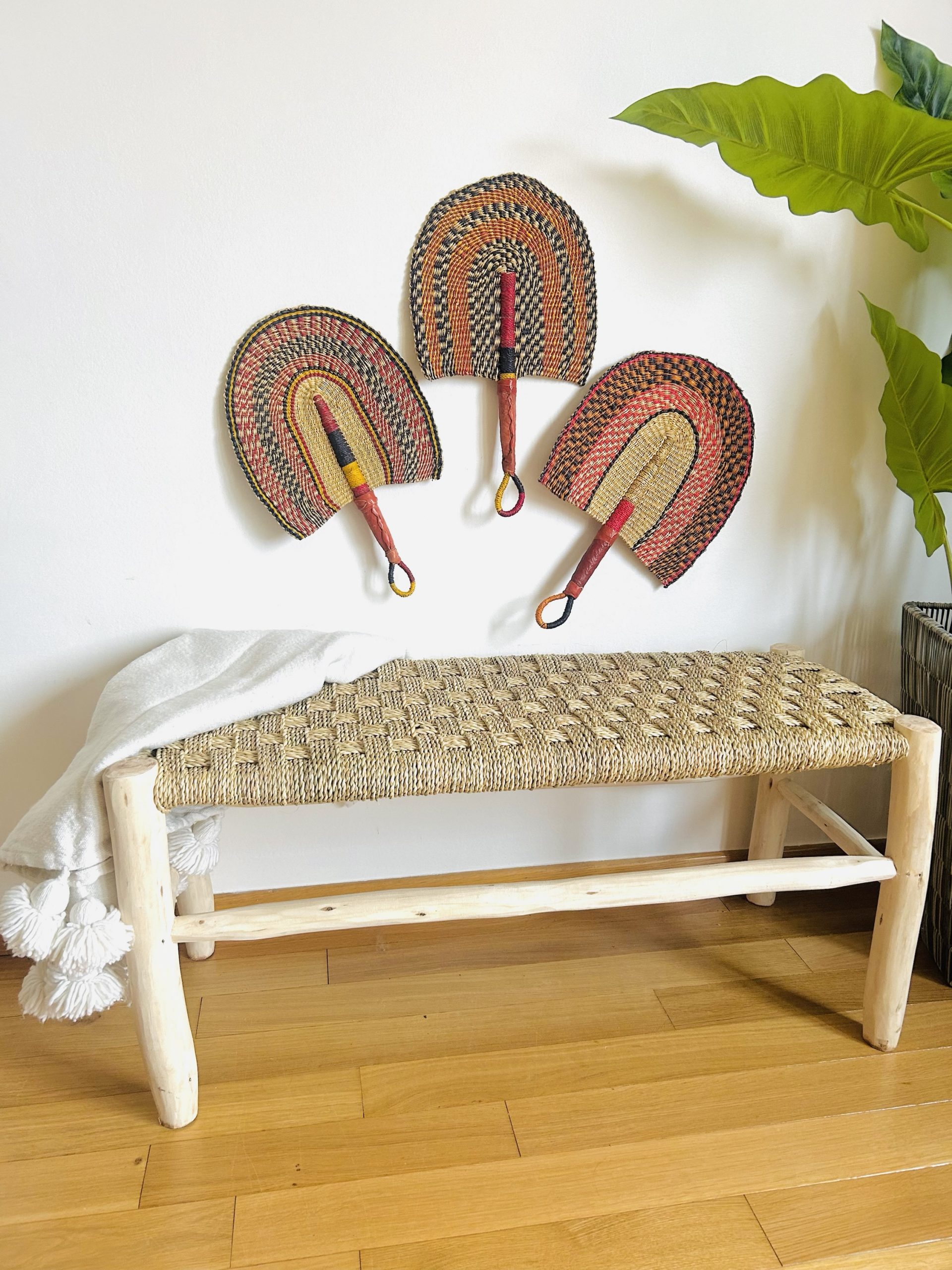 BANC TRESSÉ EN DOUM ET BOIS NATUREL TRESSAGE CARREAU 1M MODÈLE AGADIR