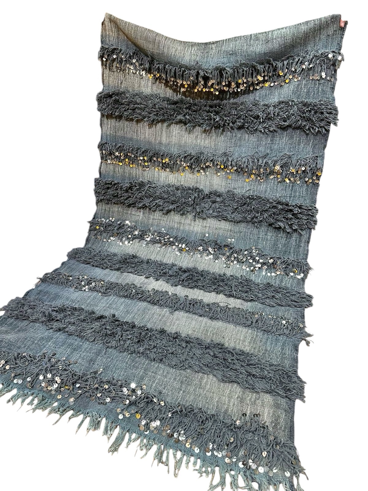 HANDIRA COUVRE LIT GRIS À PAILLETTES MODÈLE HOUARA – Image 2