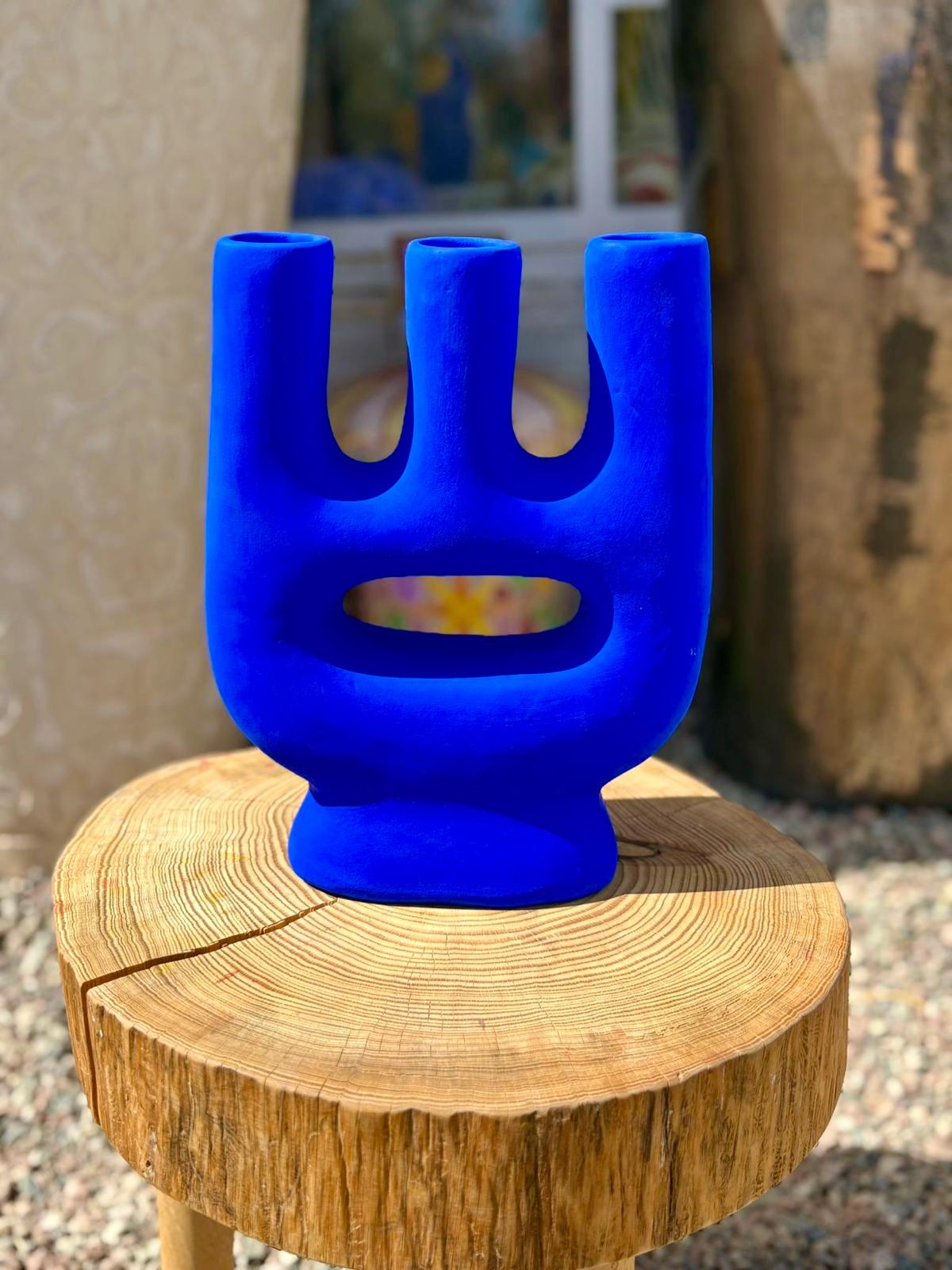 VASE 3 TÊTES BLEU MAJORELLE FAIT MAIN