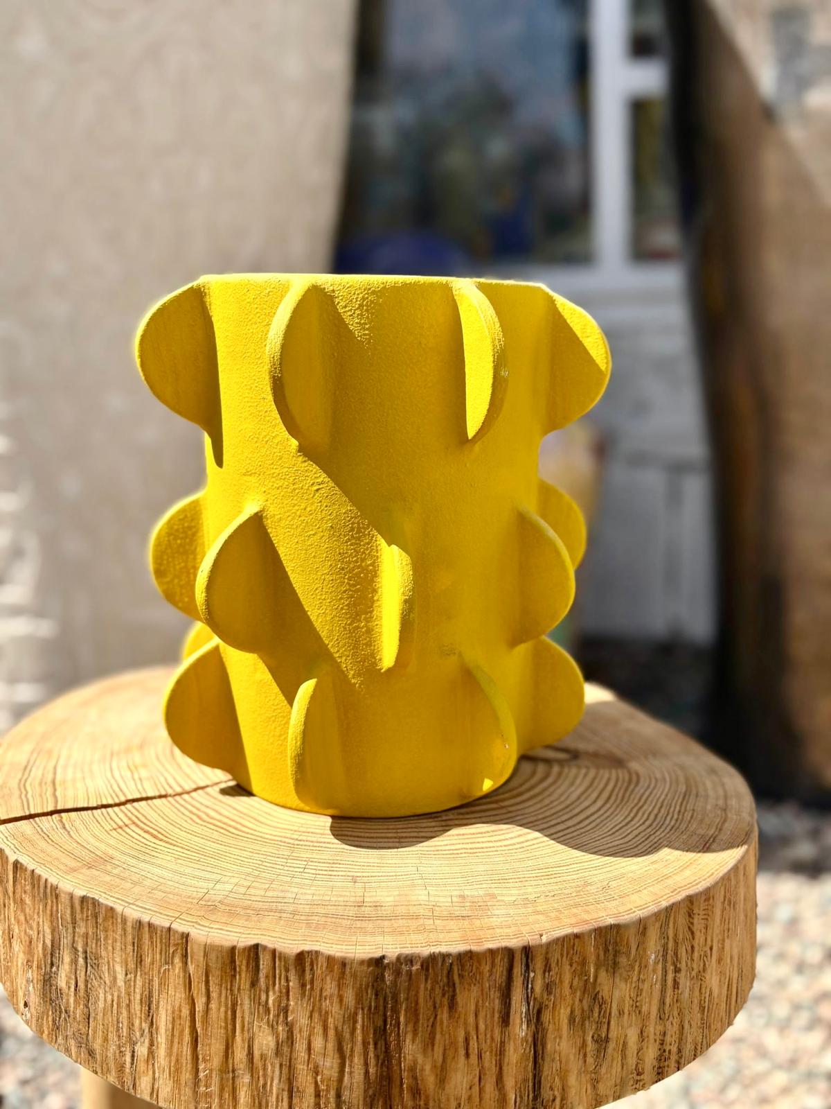 VASE CACTUS JAUNE FAIT MAIN