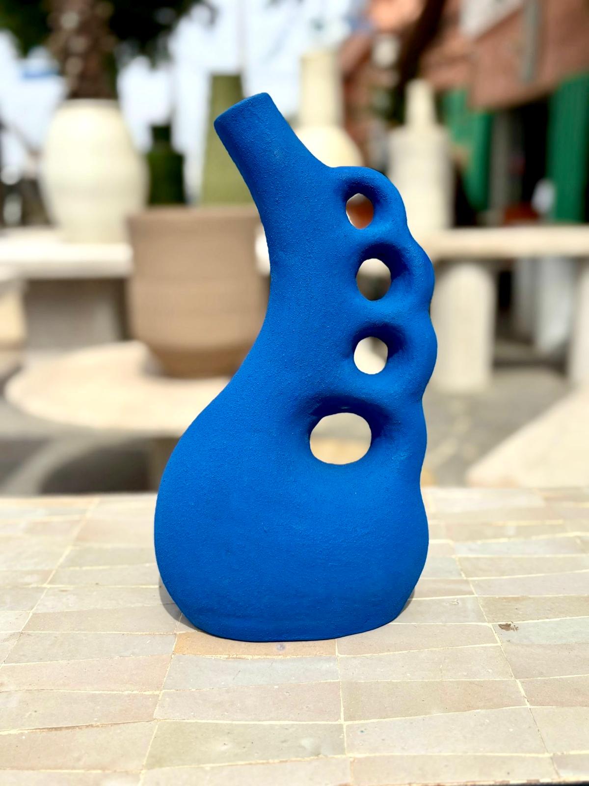 VASE BLEU MAJORELLE FAIT MAIN