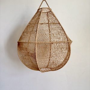 SUSPENSION MAROCAINE EN DENTELLE DE RAPHIA PYRAMIDE H50
