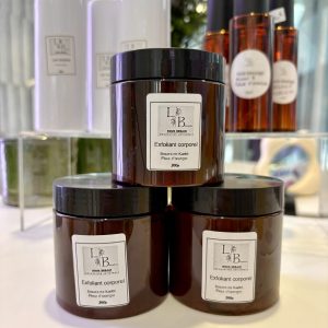 EXFOLIANT CORPOREL AU BEURRE DE KARITÉ ET FLEUR D’ORANGER