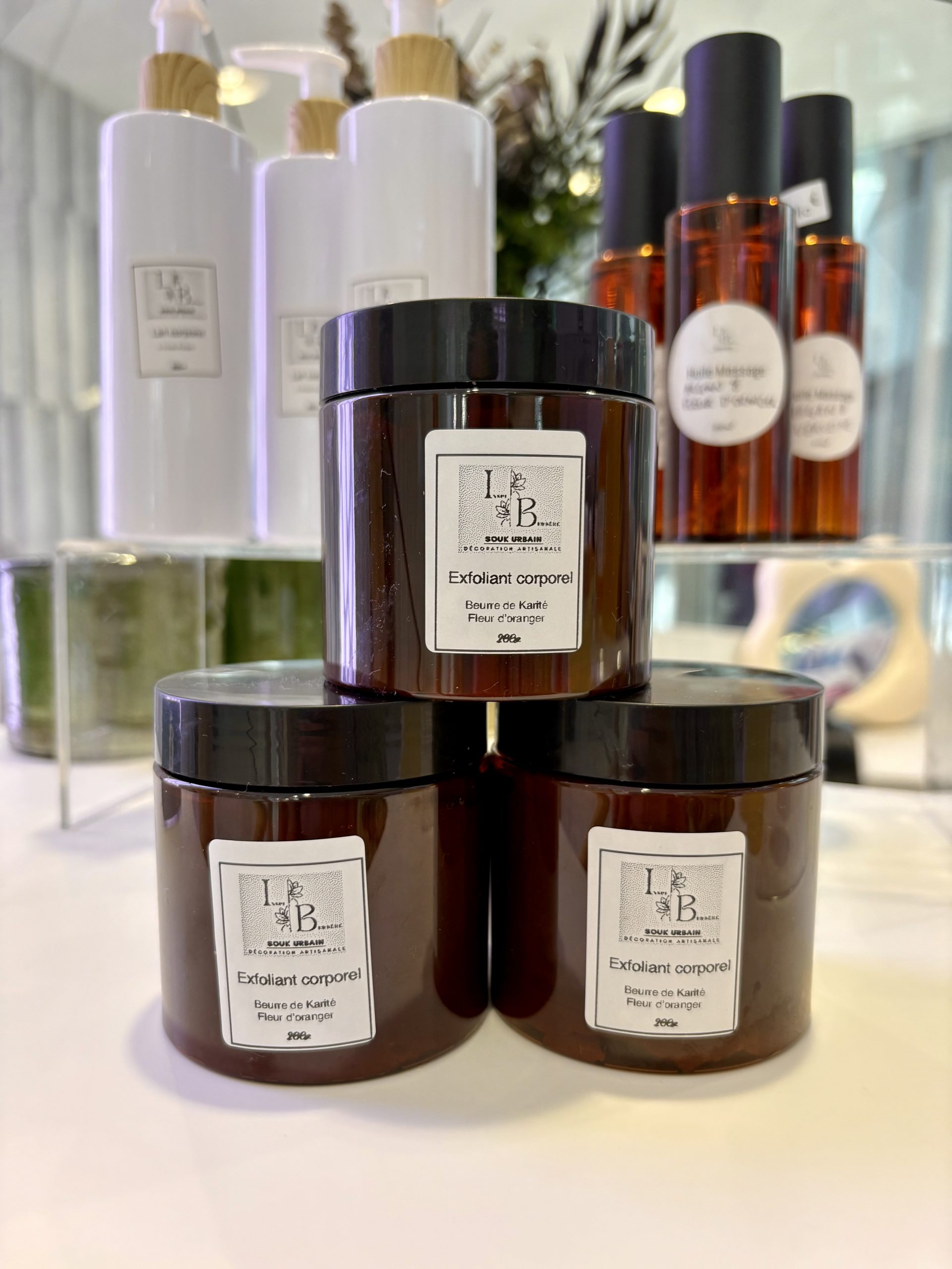 EXFOLIANT CORPOREL AU BEURRE DE KARITÉ ET FLEUR D’ORANGER