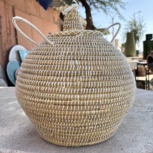PANIER DE RANGEMENT BERBÈRE EN PALMIER ET LAINE BLANC 40CM RONDE