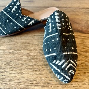 Babouche marocaine en laine coloré avec semelle en cuir - Noir et Blanc