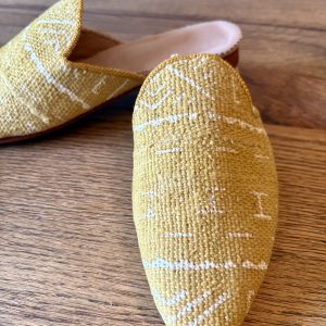 Babouche marocaine en laine coloré avec semelle en cuir - Jaune et Blanc