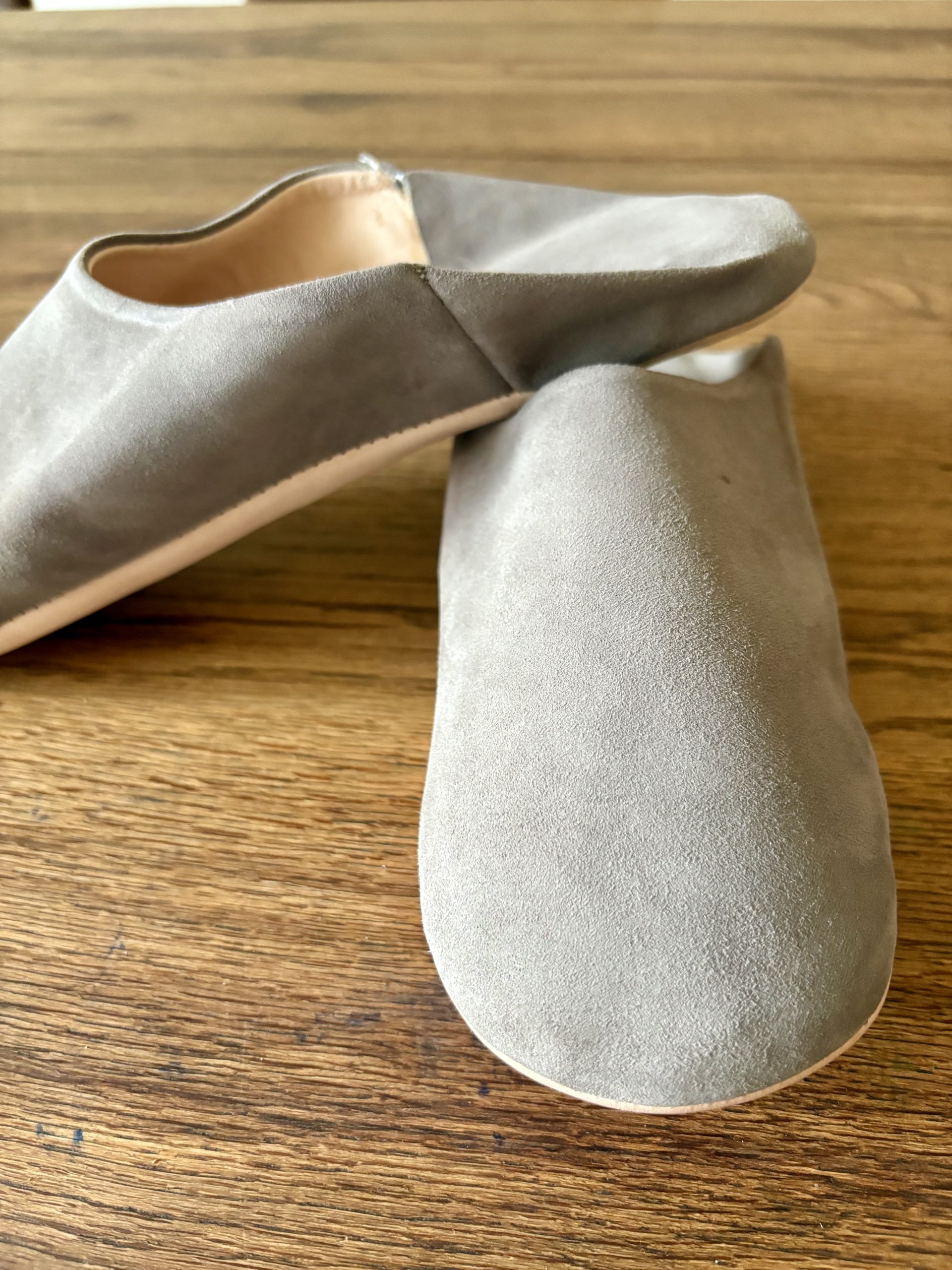 Chausson marocain homme en cuir gris