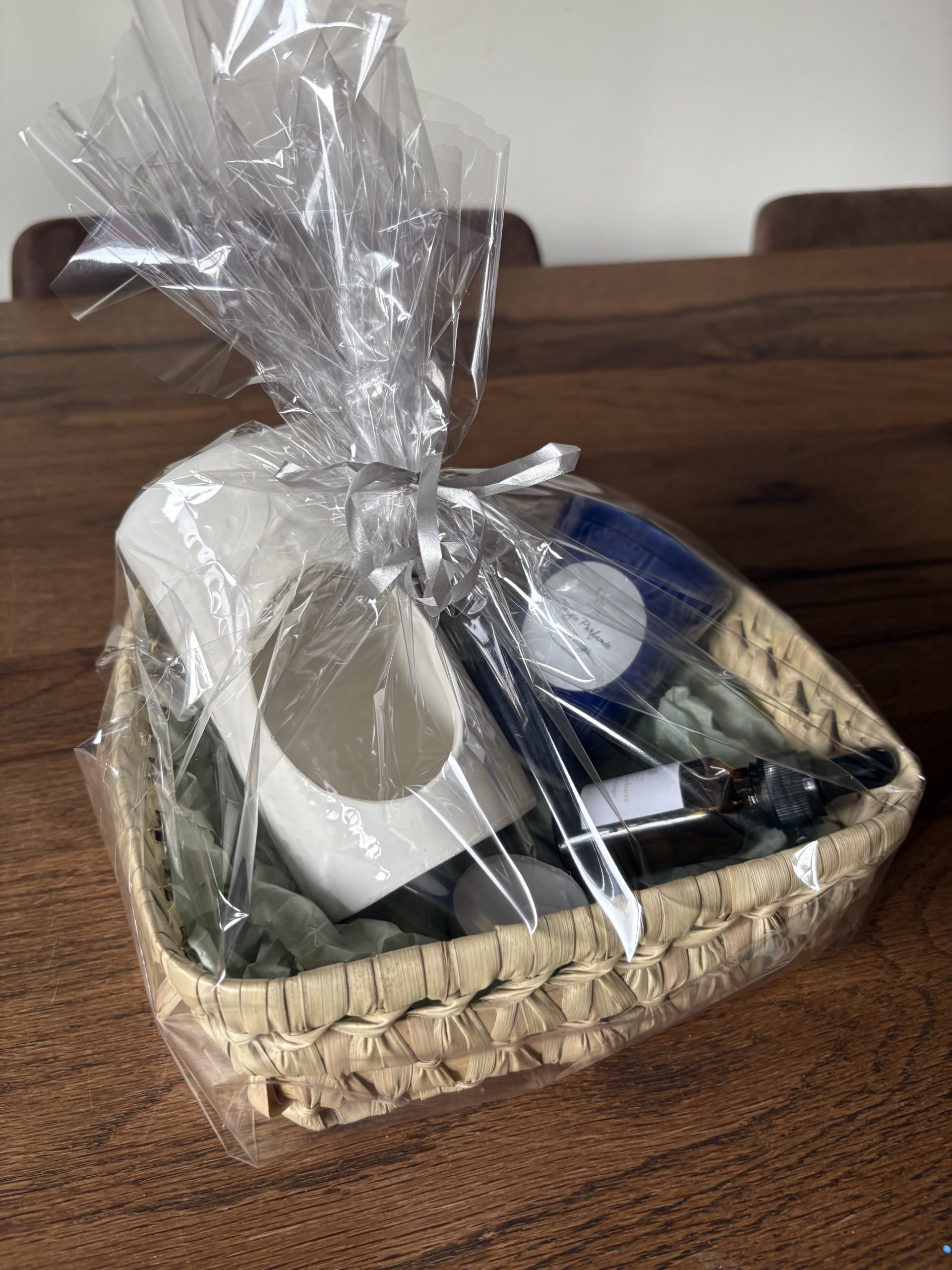 Coffret cadeau senteur d’intérieur - Brûle parfum, Huile à brûler et Bougie