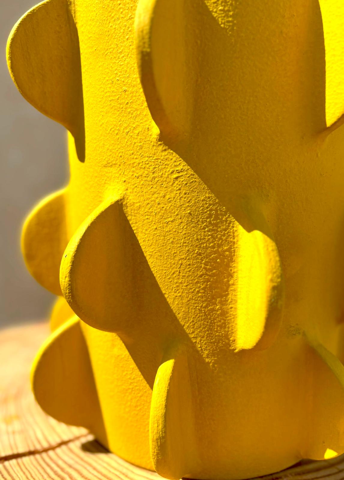 VASE CACTUS JAUNE FAIT MAIN