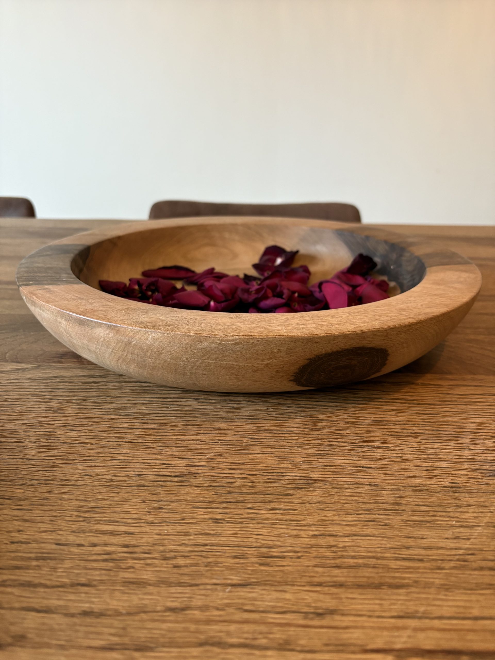 Grand plat en noyer marocain