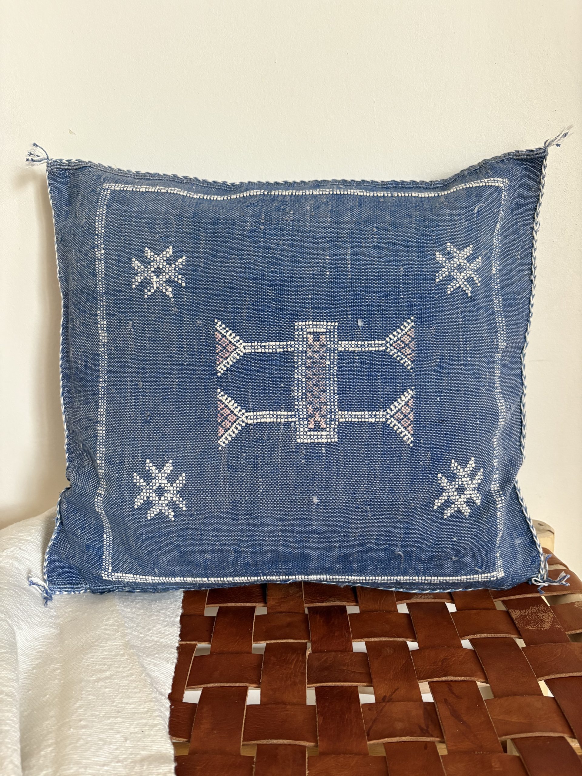 HOUSSE DE COUSSIN MAROCAIN SABRA BLEU 50x50