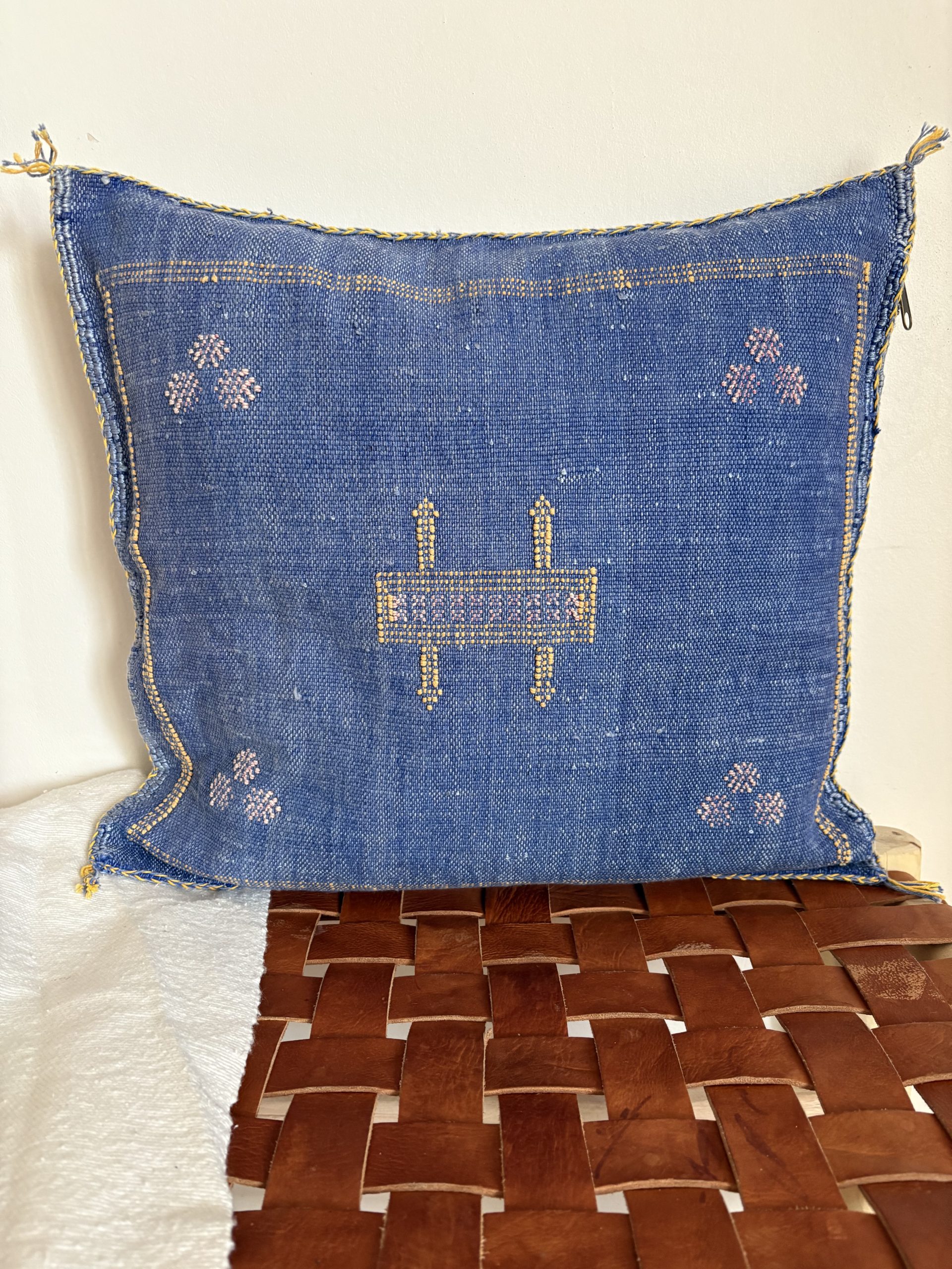 HOUSSE DE COUSSIN MAROCAIN SABRA BLEU 50x50