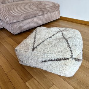 Pouf marocain carré en tissu laine blanc écru 65x65cm