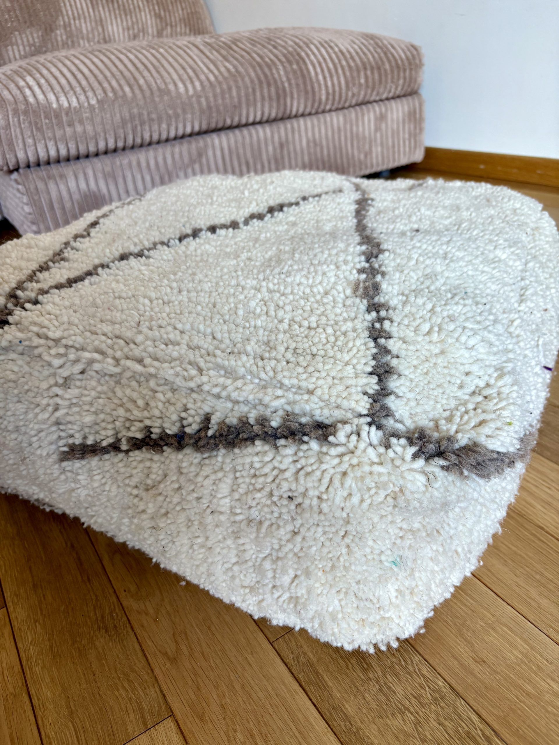 Pouf marocain carré en tissu laine blanc écru 65x65cm