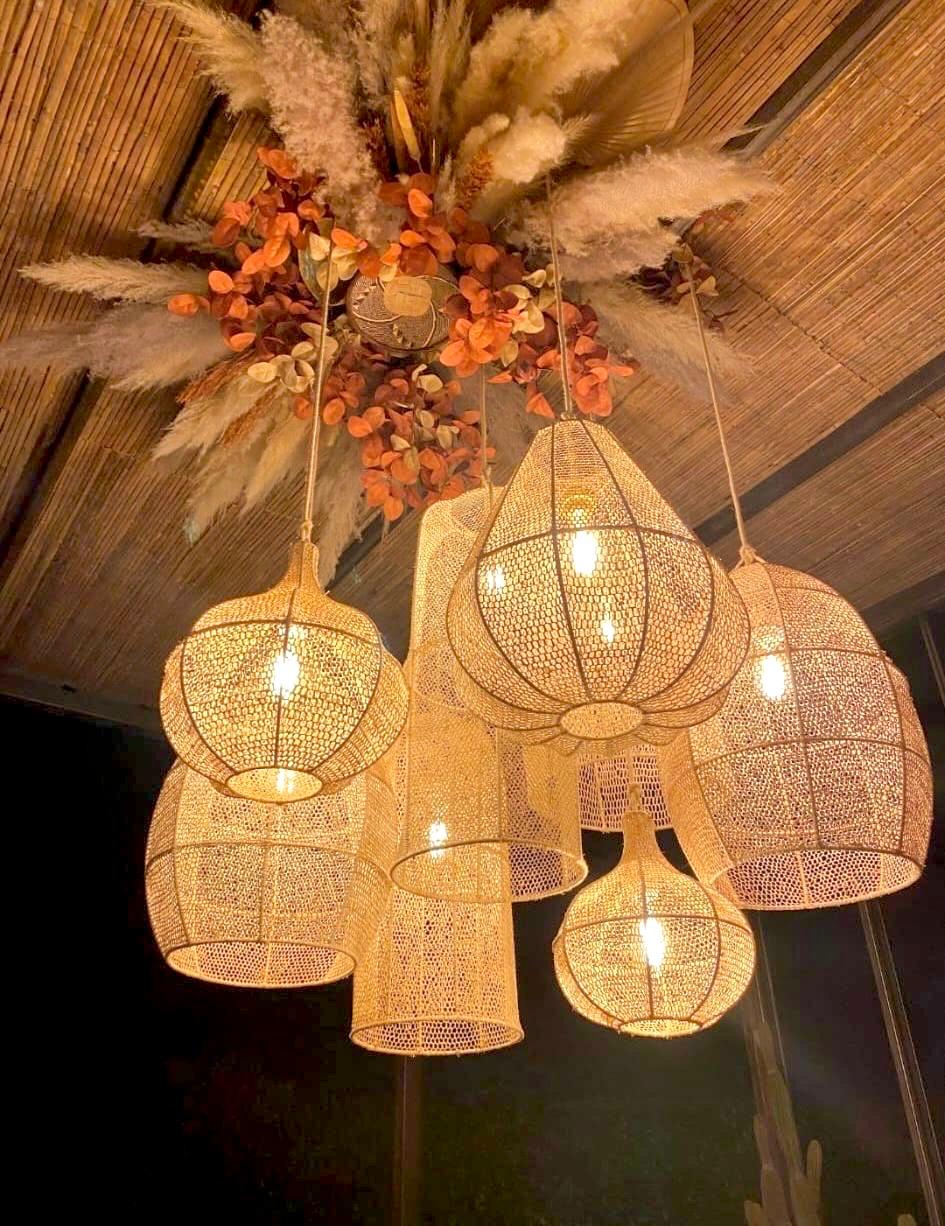 Nos suspensions en raphia artisanales
