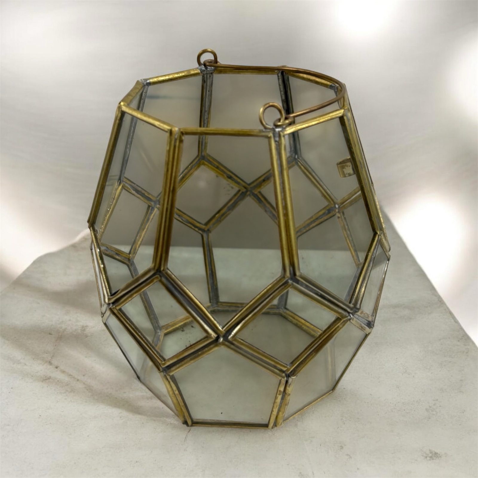 Lanterne en fer forgé doré et verre – Image 3